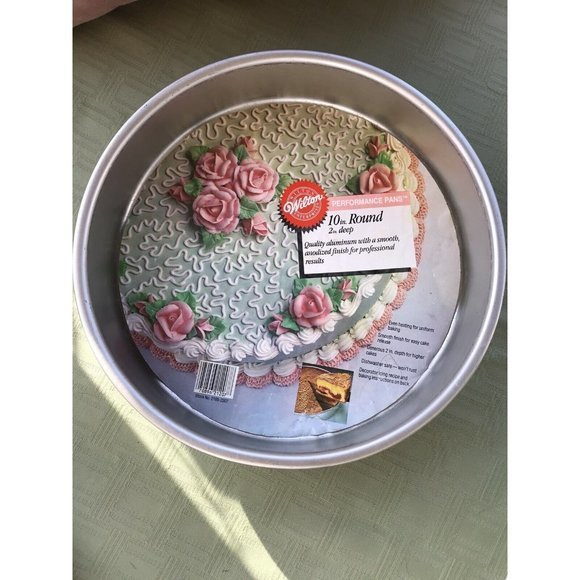 Wilton 10" in x 2" in Aluminum‎ Round Cake pan Brand - Picture 1 of 3
